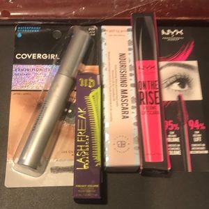 Assorted mascaras
